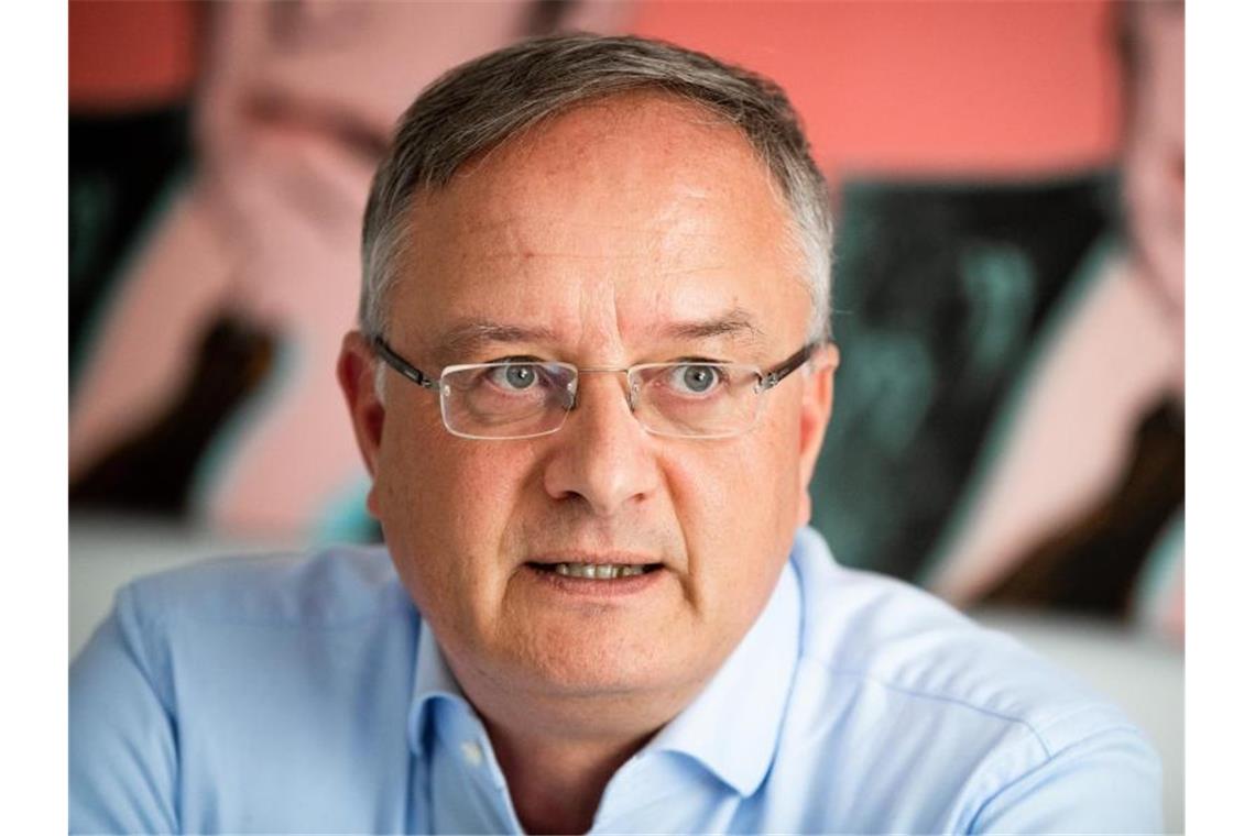 SPD kritisiert grün-schwarzen Haushaltsentwurf Andreas Stoch, Landesvorsitzender der SPD Baden-Württemberg. Foto: Christoph Schmidt/dpa/Archivbild