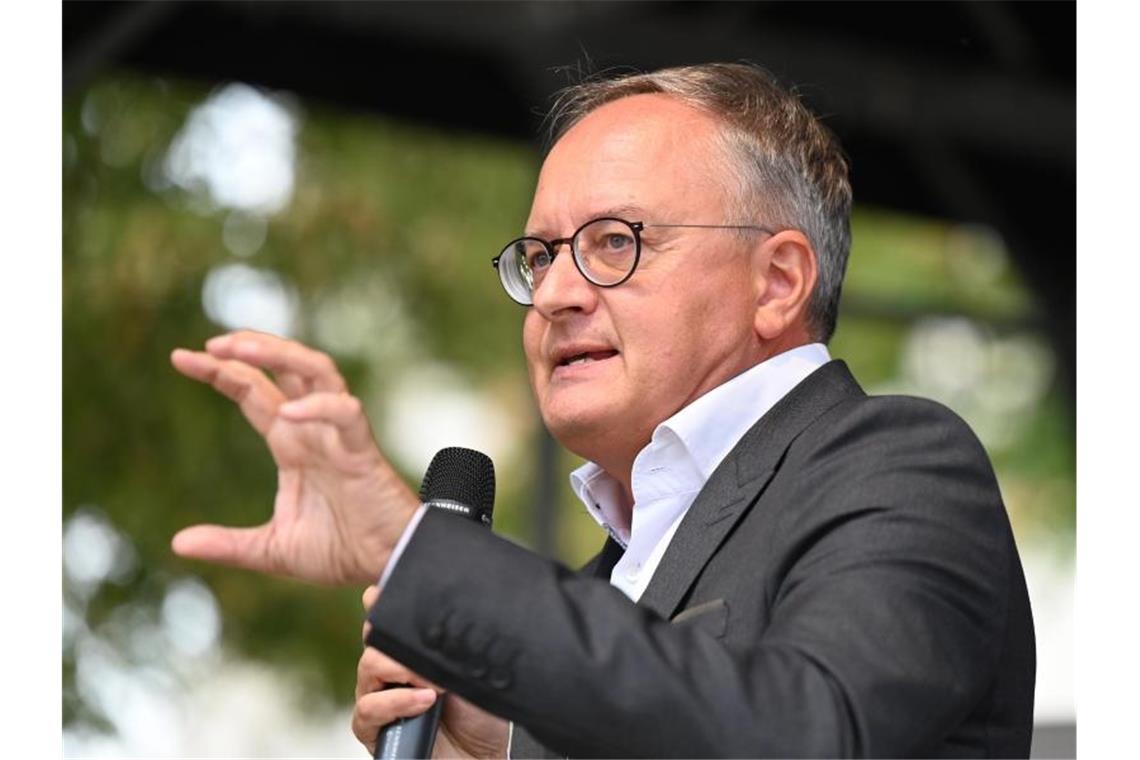 Andreas Stoch, SPD-Landesvorsitzender in Baden-Württemberg, spricht bei einem Wahlkampftermin. Foto: Bernd Weißbrod/dpa/Archivbild