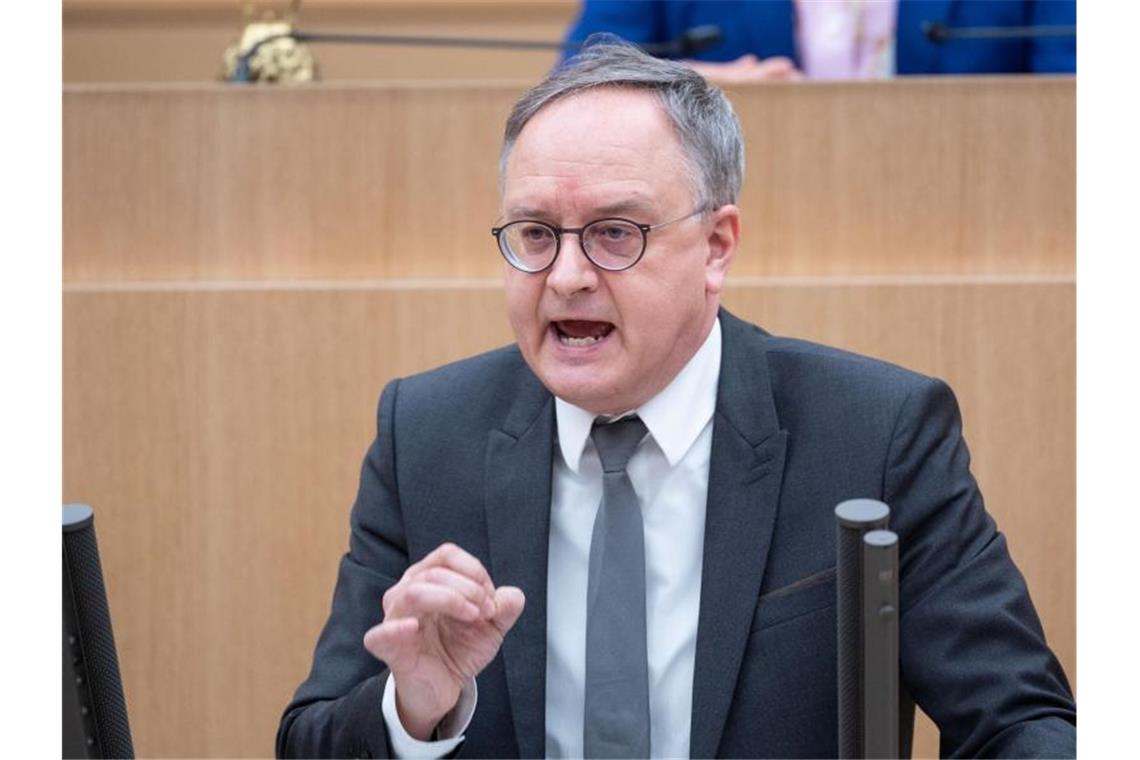SPD Baden-Württemberg: Mehr Entlastung bei Energiepreisen Andreas Stoch (SPD) spricht. Foto: Marijan Murat/dpa/Archivbild