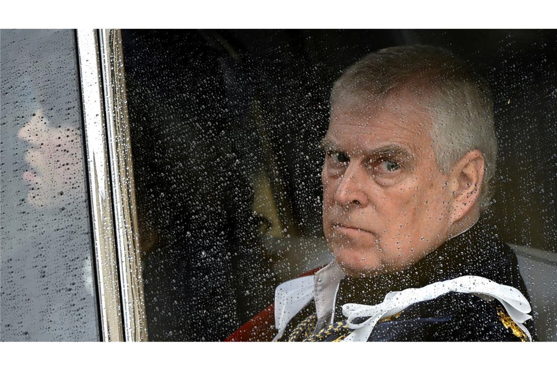 Regierung erwägt, Andrew aus Thronfolge zu streichen