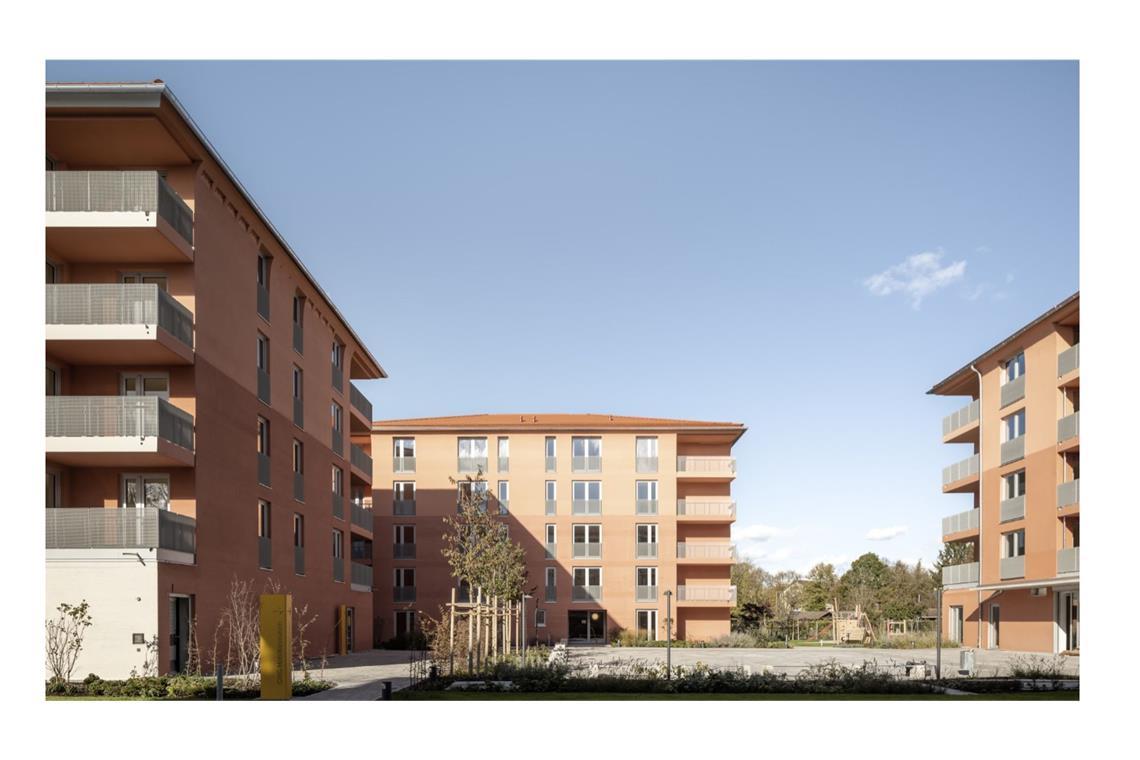 Drei Architekturpreise gehen nach Stuttgart und die Region Anerkennung: Wohnanlage mit Familienzentrum Harthof in München von Bogevischs Buero Architektur und Stadtplanung aus München.