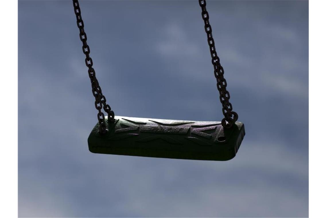 In Deutschland werden mehr Minderjährige vermisst Anfang Dezember galten nach Angaben des BKA bundesweit 4763 Minderjährige als vermisst. Foto: Arno Burgi/dpa-Zentralbild/dpa