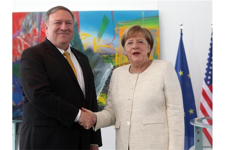Angela Merkel (CDU), Bundeskanzlerin, empfing im Mai 2019 im Bundeskanzleramt Mike Pompeo, Außenminister der Vereinigten Staaten von Amerika. Foto: Wolfgang Kumm/dpa/Archiv