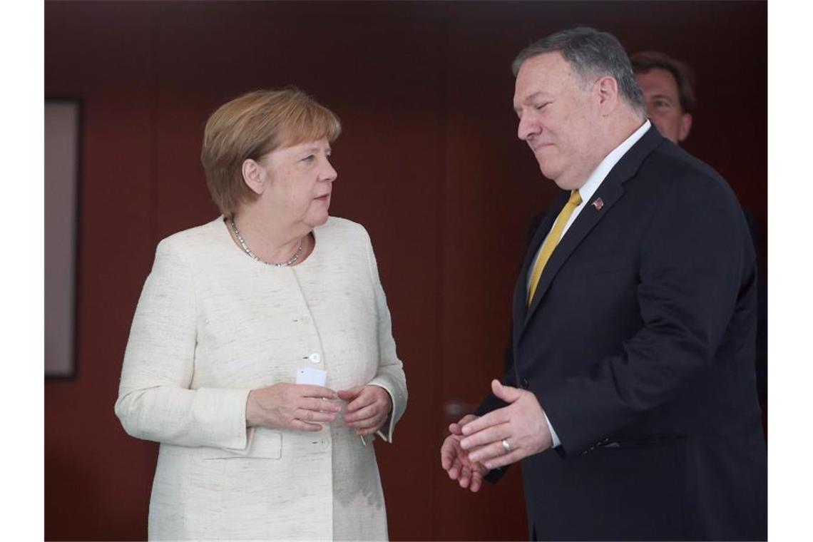 Pompeo in Berlin: Differenzen bleiben, Ton wird moderater Angela Merkel (CDU) empfängt Mike Pompeo im Bundeskanzleramt. Foto: Wolfgang Kumm