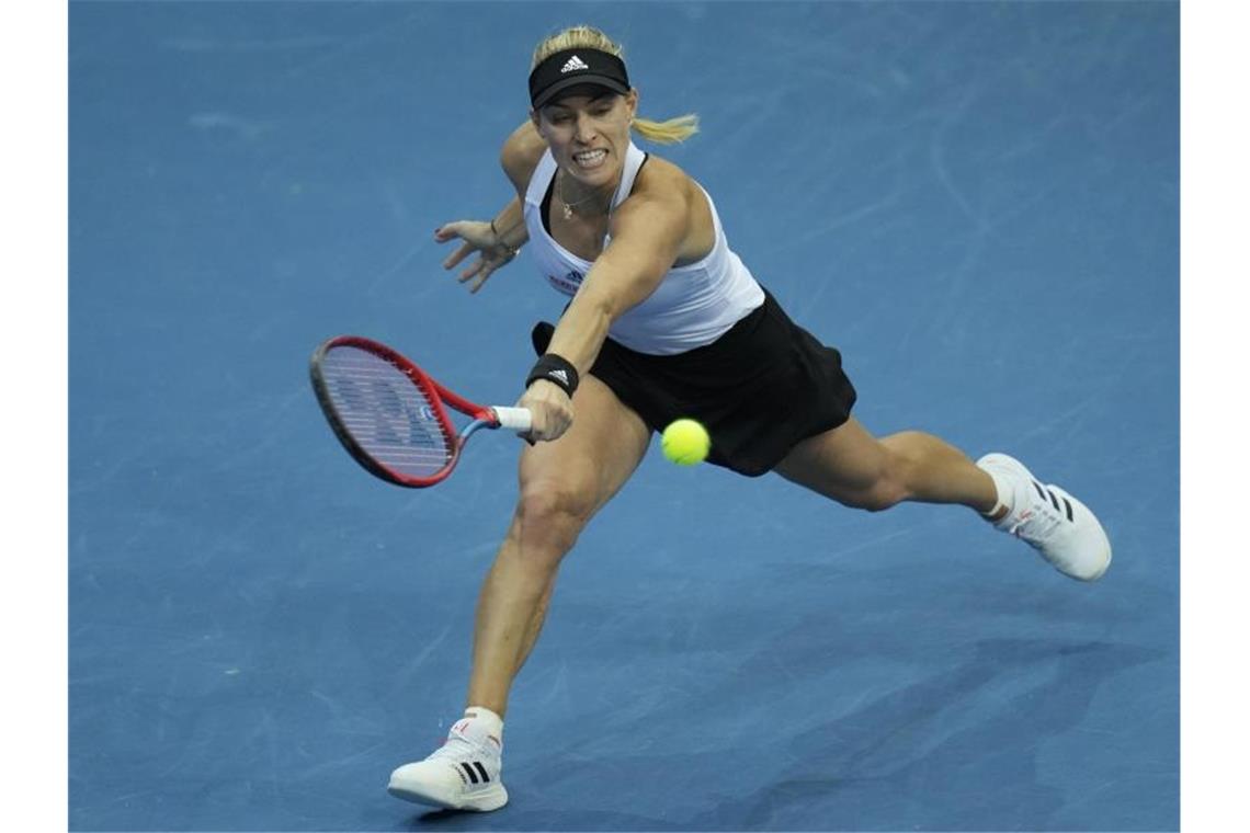 Deutsche Tennis-Damen verlieren Auftaktspiel Angelique Kerber aus Deutschland in Aktion beim Billie Jean King Cup in Prag. Foto: Petr David Josek/AP/dpa