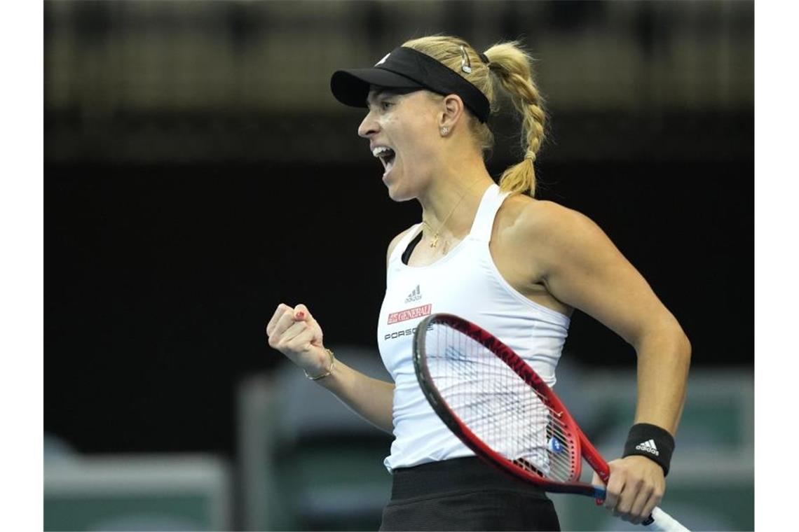 Deutsche Tennis-Damen verlieren Auftaktspiel Angelique Kerber sorgte für den Ausgleich gegen Tschechien. Foto: Petr David Josek/AP/dpa