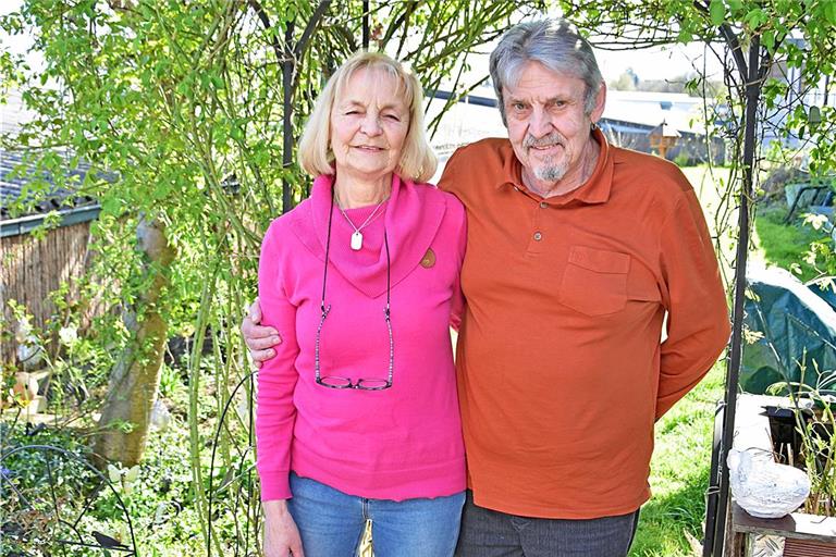 Anitha und Otmar Straubhaar feiern 50 gemeinsame Jahre. Fotos: Tobias Sellmaier