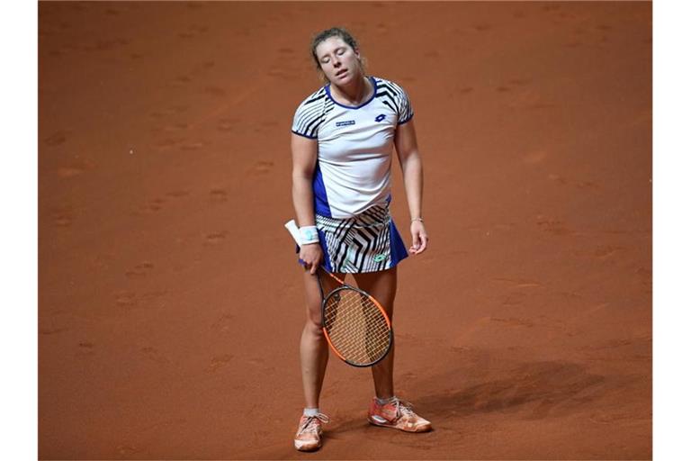 Anna-Lena Friedsam beim Match gegen Aryna Sabalenka. Foto: Thomas Kienzle/AFP-Pool/dpa