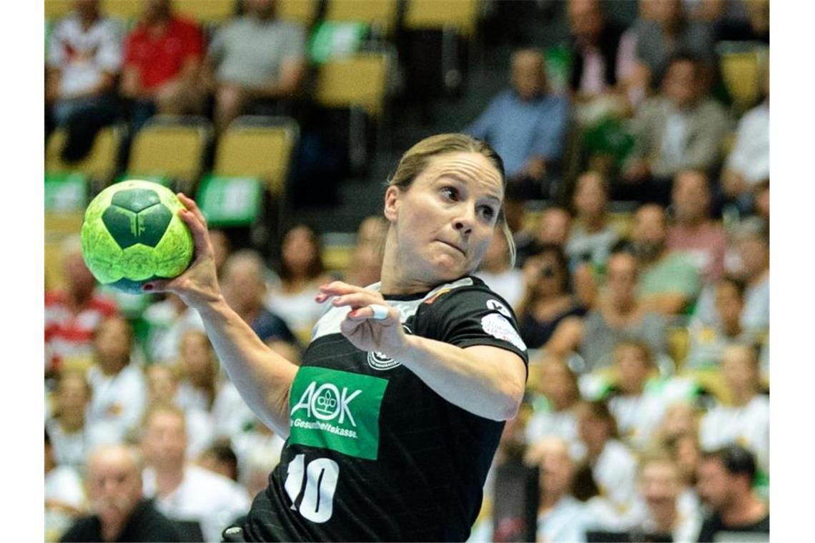Handballerin Loerper beendet Karriere nach dieser Saison Anna Loerper in Aktion. Foto: Matthias Balk/dpa/Archivbild