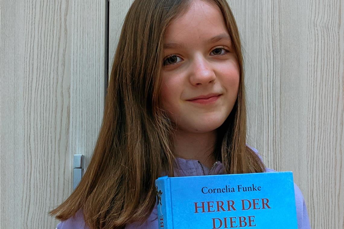 Anna Merklinger hat sich eine spannende Stelle aus Cornelia Funkes Klassiker ausgesucht und sie eindrücklich vorgelesen. Foto: privat