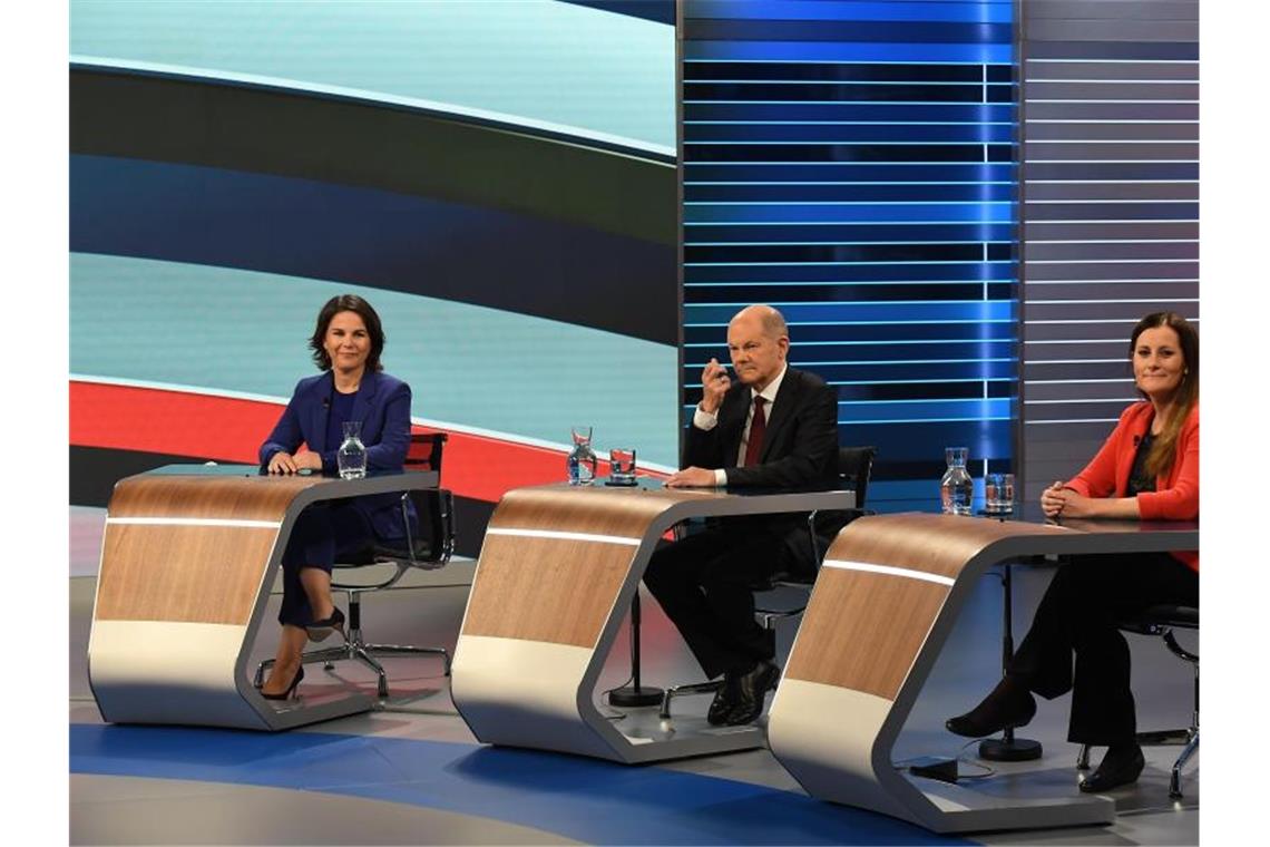 TV-Wahlkampfrunde - Streit über Verteidigung und Finanzen