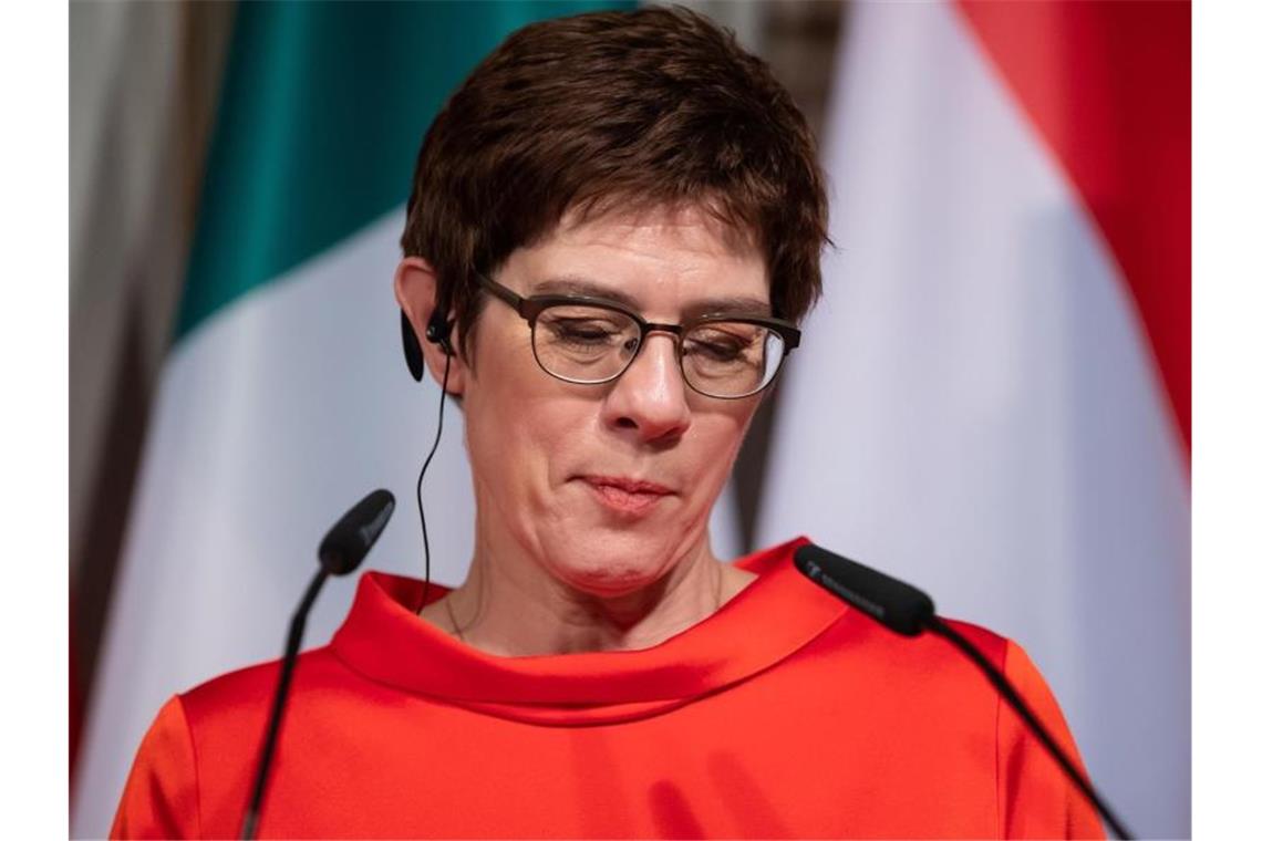 AKK warnt in CDU-Nachfolgedebatte vor übertriebener Eile Annegret Kramp-Karrenbauer am Freitag bei der Sicherheitskonferenz in München. Foto: Sven Hoppe/dpa