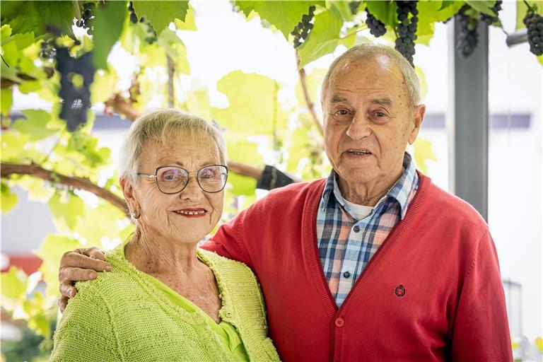Anneliese und Manfred Otto Wörtwein feiern heute ihre eiserne Hochzeit. Foto/Repro: Alexander Becher