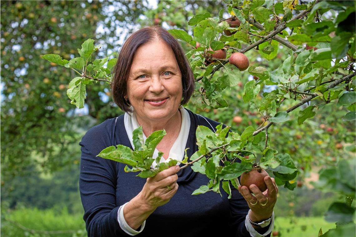 Das Herz der Unternehmerin schlägt links Annette Keles aus Backnang von der Linken will sich in Berlin für einen ökologisch-sozialen Systemwandel einsetzen. Foto: A. Becher