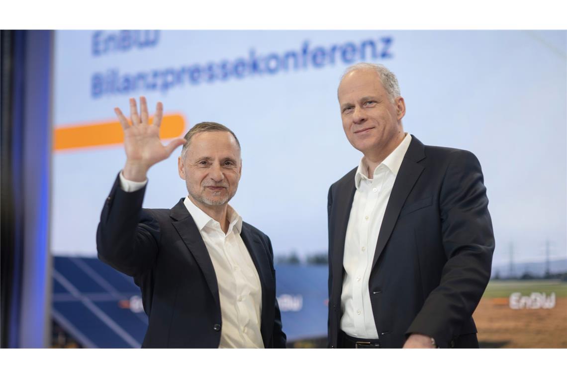 Anzug-Zwillinge bei der EnBW: Finanzvorstand Kusterer (links) und Chef Stamatelopoulos bei der EnBW-Bilanzpressekonferenz.