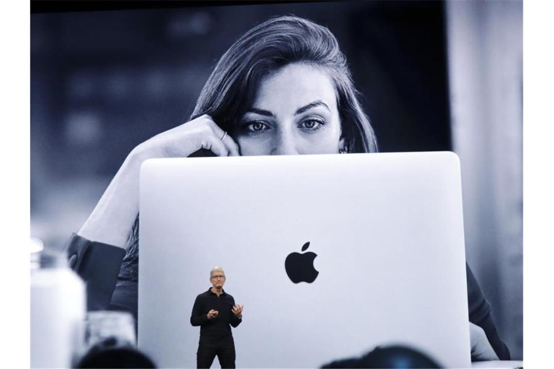 Apple-CEO Tim Cook Anfang Juni auf der Apple-Entwicklerkonferenz WWDC. Foto: Jeff Chiu/AP