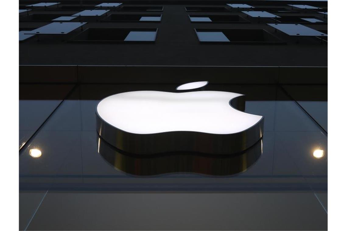 Apple startet mit starken Zahlen in dieses Jahr. Foto: Matthias Schrader/AP/dpa