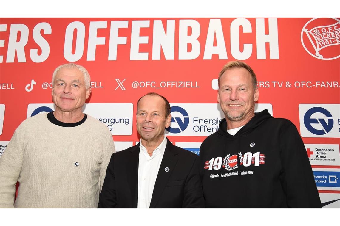 Arbeiten bei Regionalligist Kickers Offenbach eng zusammen: Koordinator Hans Jürgen Boysen, Präsident Joachim Wagner, Sport-Geschäftsführer Martin Pieckenhagen.