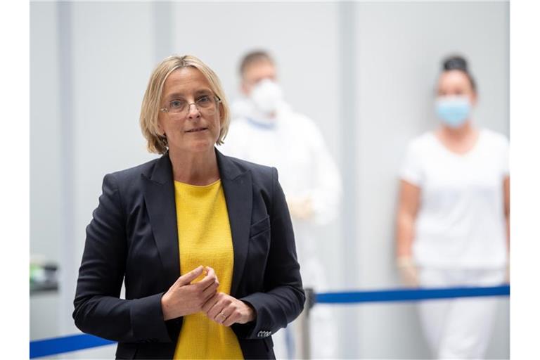 Arina Freitag, Co-Chefin der Flughafen Stuttgart GmbH. Foto: Sebastian Gollnow/dpa