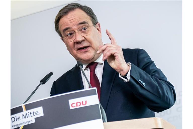 Armin Laschet, CDU-Bundesvorsitzender und Ministerpräsident von Nordrhein-Westfalen, spricht bei einer Pressekonferenz nach der Sitzung des CDU Präsidiums im Konrad-Adenauer Haus. Foto: Michael Kappeler/dpa-Pool/dpa