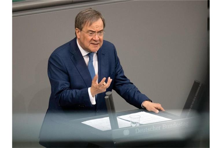 Armin Laschet, CDU-Kanzlerkandidat, CDU-Bundesvorsitzender und Ministerpräsident von Nordrhein-Westfalen, bei der Sitzung des Deutschen Bundestags. Foto: Felix Schröder/dpa