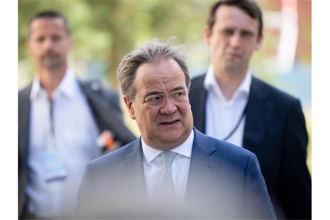 Neue Maaßen-Äußerungen: Laschet in der Wahlkampf-Zwickmühle Armin Laschet, CDU-Kanzlerkandidat, CDU-Bundesvorsitzender und Ministerpräsident von Nordrhein-Westfalen. Foto: Kay Nietfeld/dpa