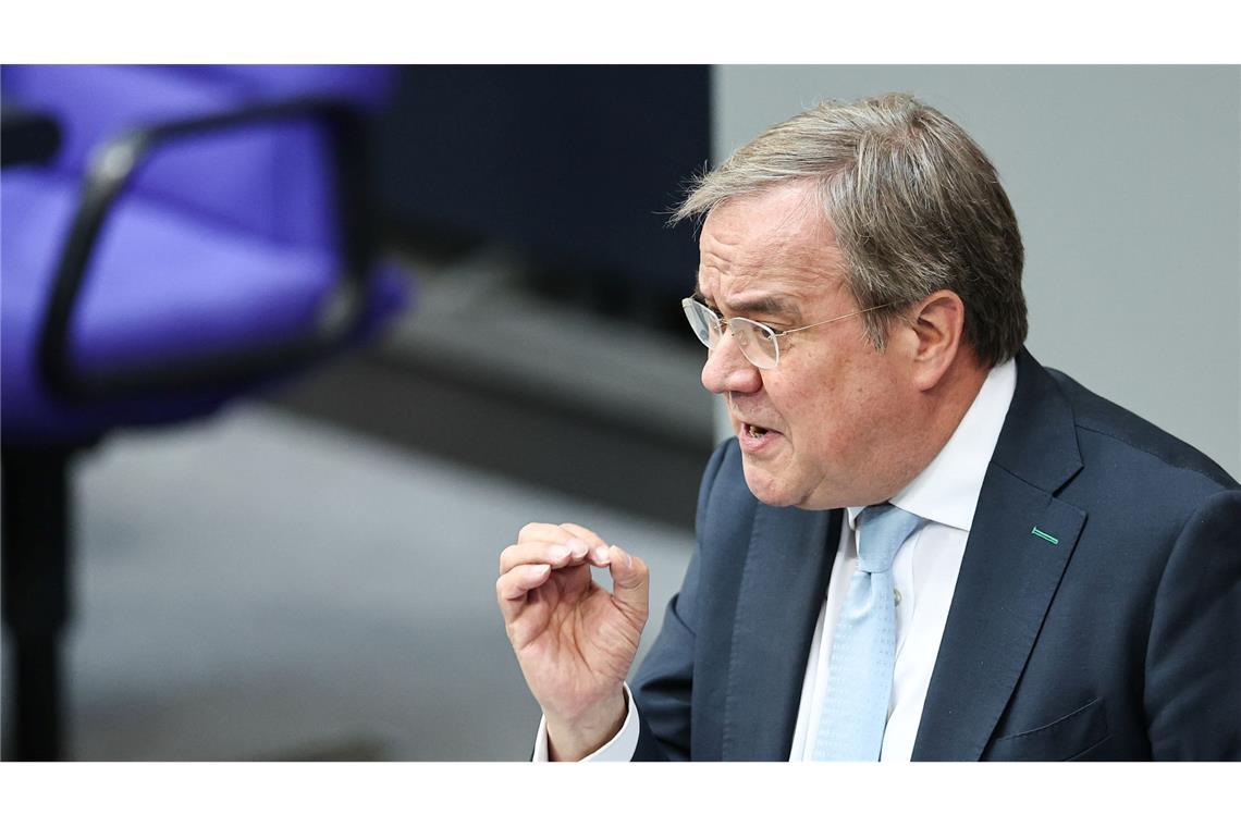 Armin Laschet, CDU, Vorsitzender des Auswärtigen Ausschusses des Bundestages, fordert eine deutsch-französische Initiative für Verhandlungen mit Russland über einen Waffenstillstand in der Ukraine. (Archivbild)