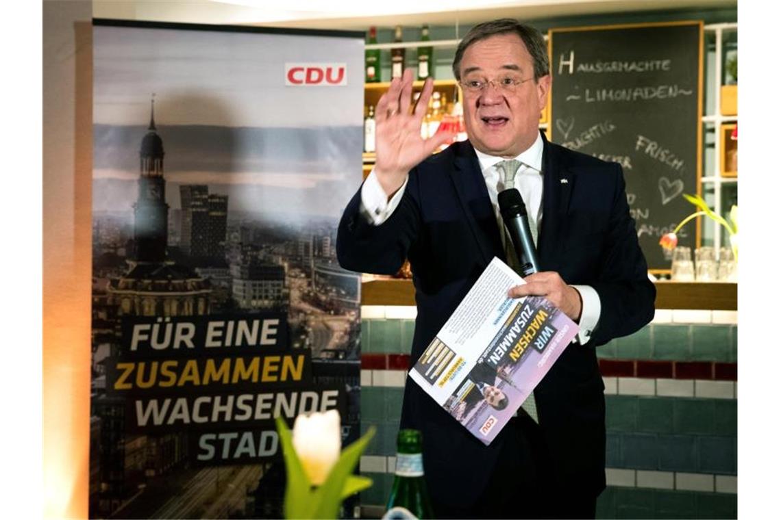 Armin Laschet spricht bei einer Wahlkampfveranstaltung der CDU. Foto: Christian Charisius/dpa