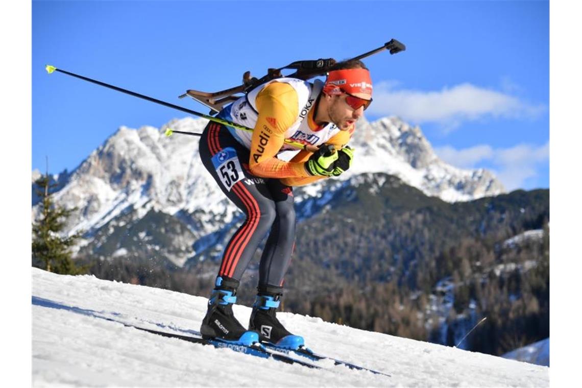 Biathlon-Männer so schwach wie lange nicht mehr Arnd Peiffer war als 22. noch bester Deutscher in Hochfilzen. Foto: Barbara Gindl/APA/dpa