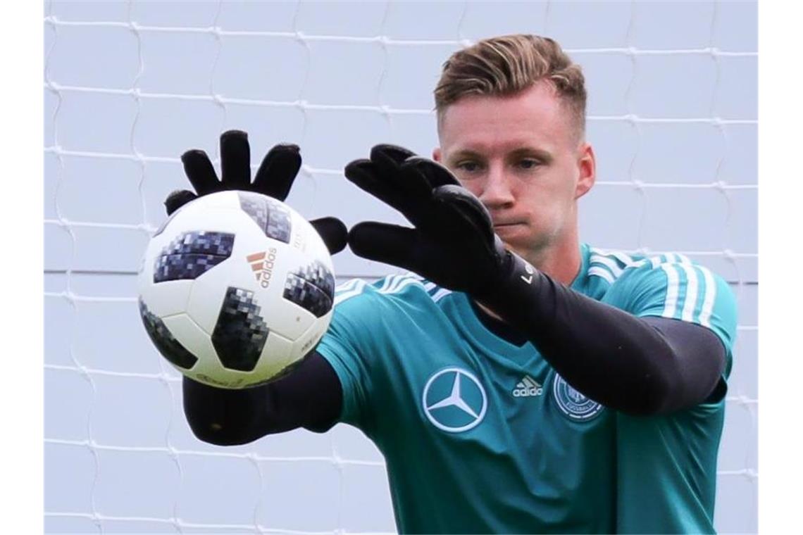 Arsenal-Torwart Bernd Leno kritisiert die Vergabe des Europa-League-Finales nach Baku. Foto: Christian Charisius