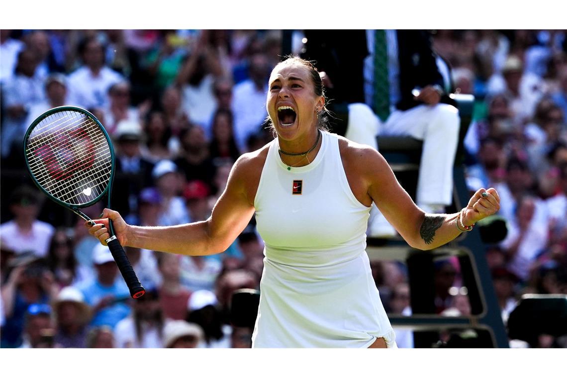Aryna Sabalenka jubelt befreit auf.
