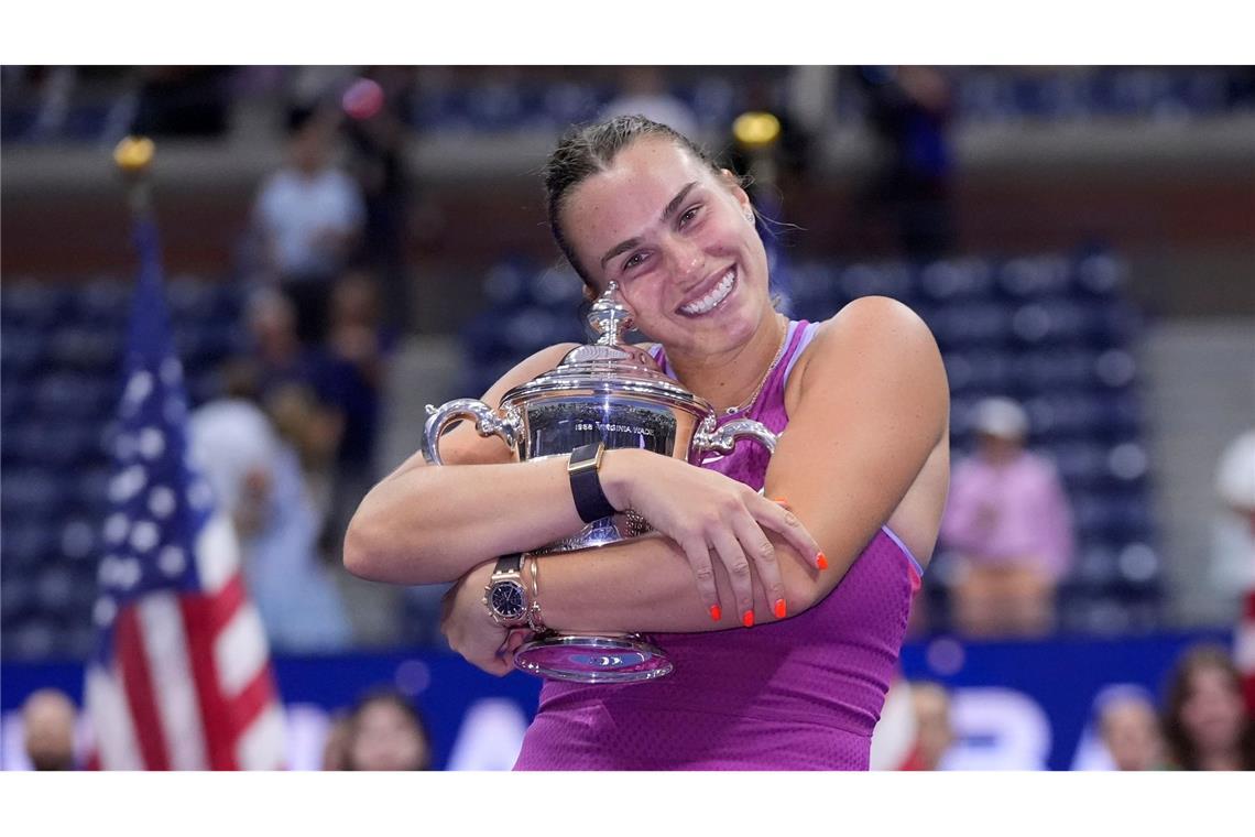 Aryna Sabalenka liebkoste 2024 die New York-Trophäe - in dieser Saison wartet sie noch auf einen Grand-Slam-Triumph.