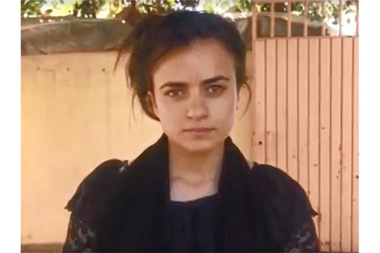 Aschwak Hadschi Hamid Talo, eine junge Jesidin, spricht in einem YouTube-Video. Foto: Sardar sattar/YouTube/dpa/Archivbild