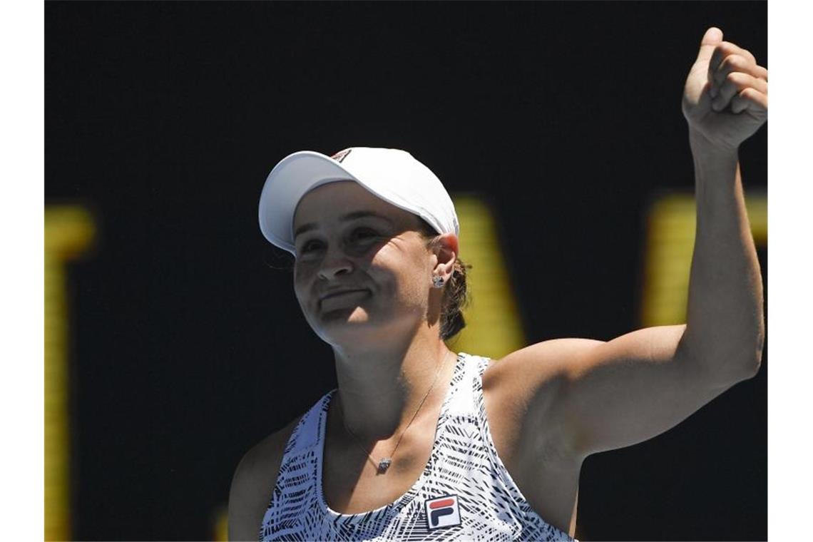 Ashleigh Barty jubelt über ihren Sieg. Foto: Andy Brownbill/AP/dpa