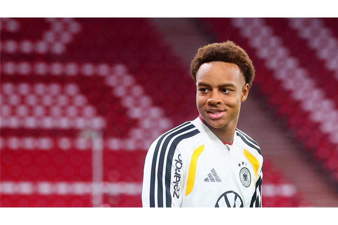 Assan Ouedraogo wurde in der 77. Minute für Florian Wirtz eingewechselt und nicht mehr bewertet. Aber er trifft bei seinem Debüt zum 6:0.