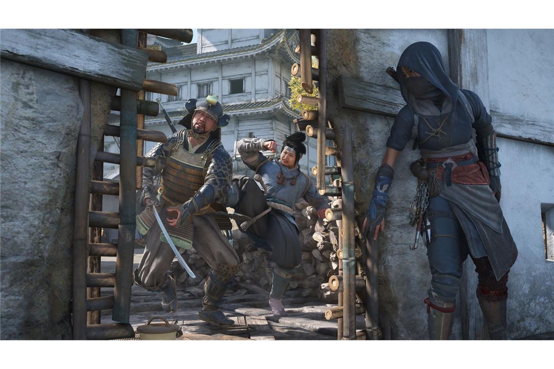 Assassin’s Creed, wie wir es lieben: Heimlich beobachten wir Gegner, um sie im richtigen Augenblick zu meucheln.