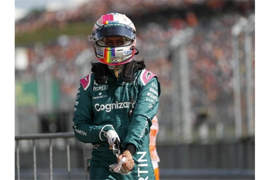 Aston-Martin-Pilot Sebastian Vettel hat nur eine durchwachsene Halbzeit-Bilanz vorzuweisen. Foto: David W Cerny/Pool Reuters/AP/dpa