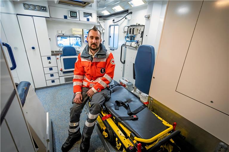 Auch Alexander Steinecke darf den 4,5-Tonner nicht fahren, weil er den Führerschein Klasse C nicht hat. Foto: Alexander Becher