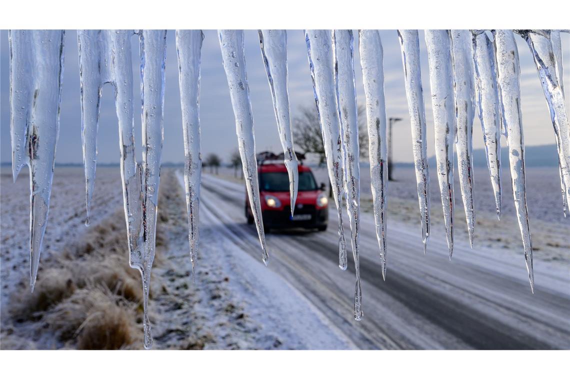 Auch am Donnerstag kann es wieder glatt werden.