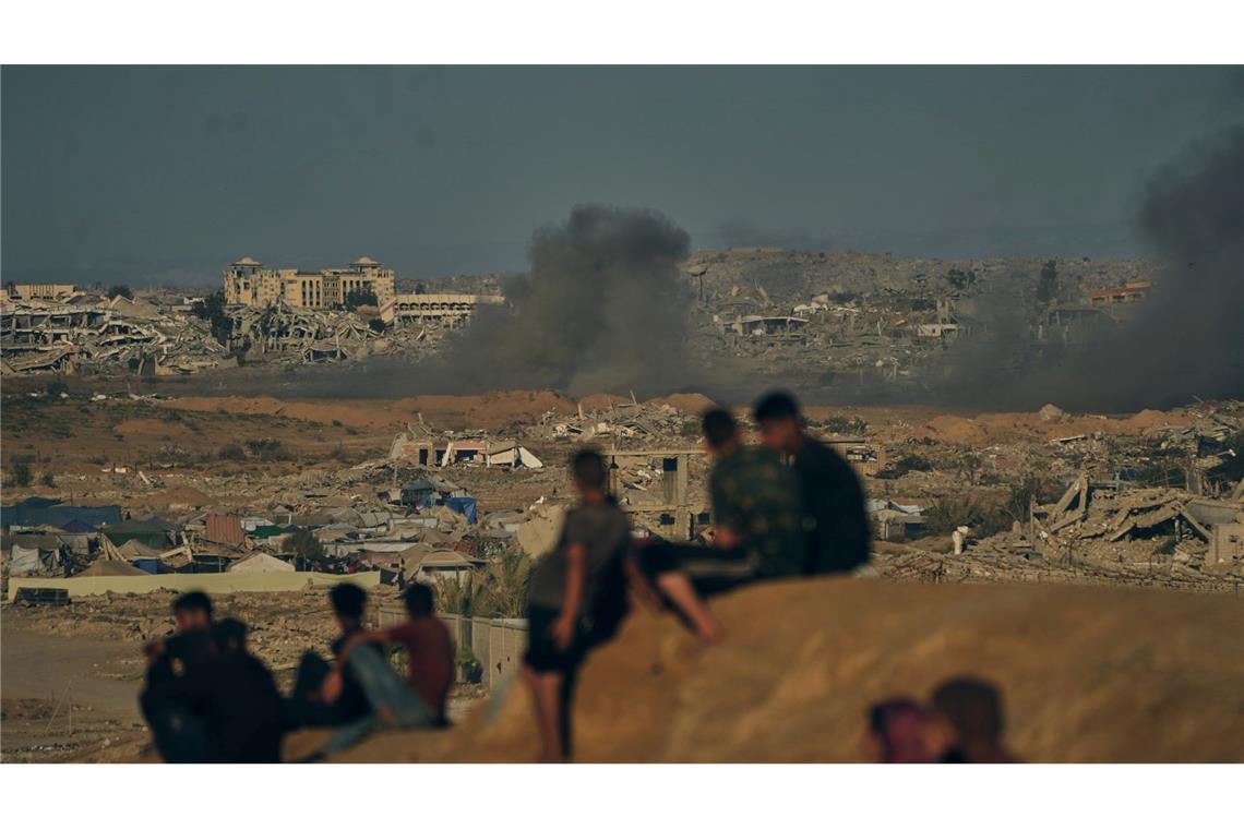 Auch am Montag setzte Israel arabischen Berichten zufolge Angriffe auf den Gazastreifen fort. (Archivbild)