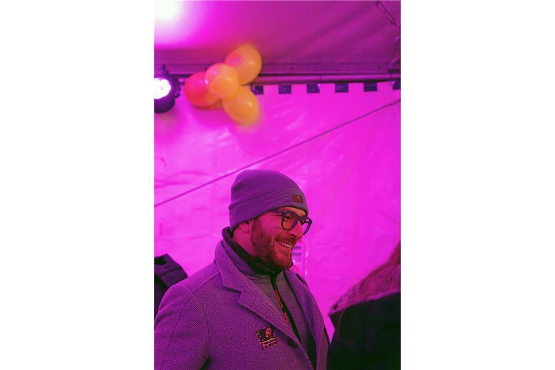 Auch Auenwalds Bürgermeister Kai-Uwe Ernst mischte sich unters Partyvolk.