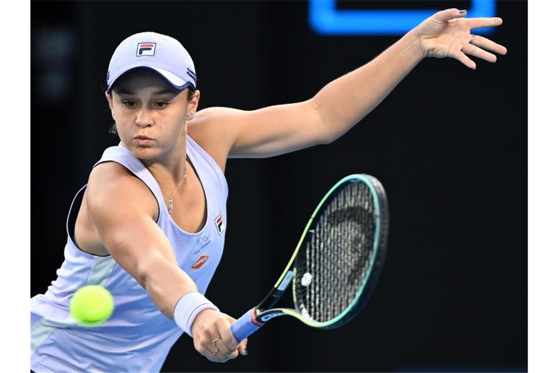Auch Australiens Hoffnungsträgerin Ashleigh Barty hat das Viertelfinale erreicht. Foto: Dave Hunt/AAP/dpa