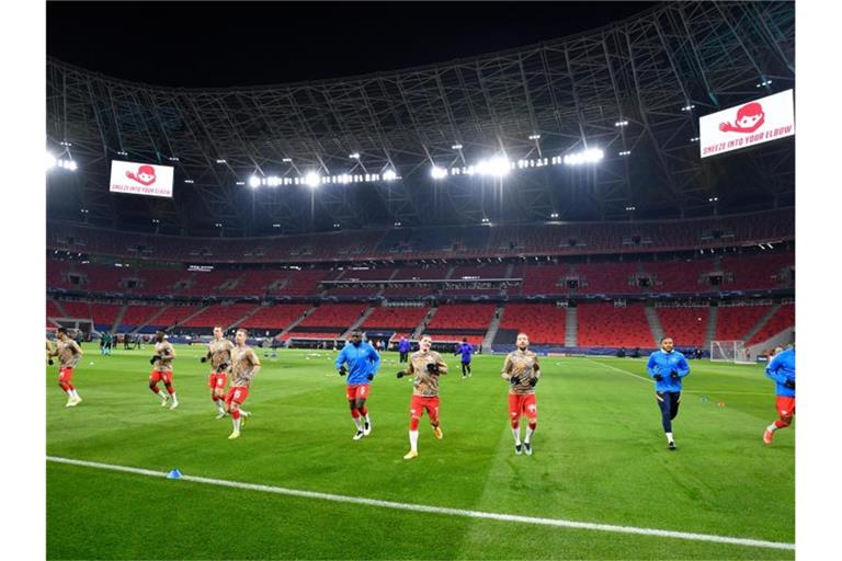 Auch das Rückspiel zwischen dem FC Liverpool und RB Leipzig könnte in Budapest stattfinden. Foto: Marton Monus/dpa