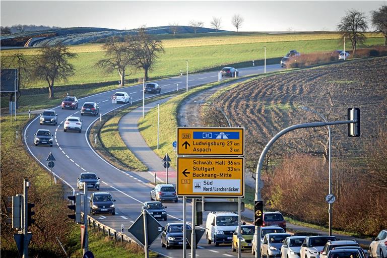 Auch der Busverkehr wird durch die Sperrung beeinträchtigt. Archivfoto: Alexander Becher