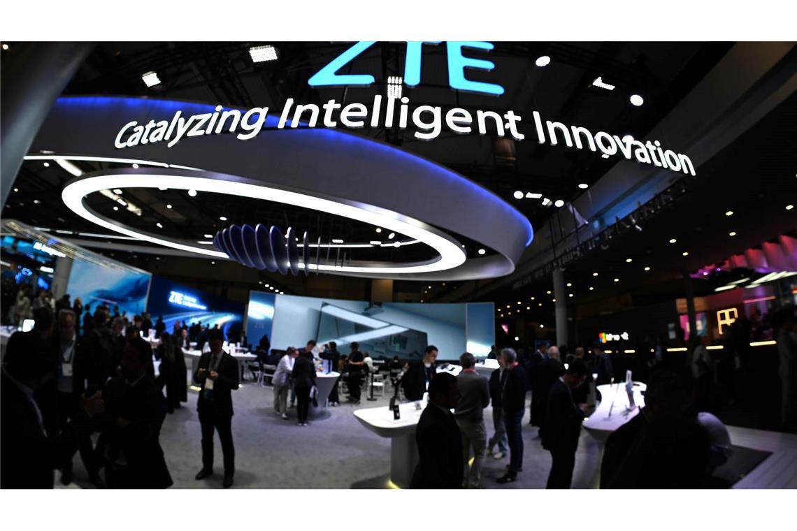 Auch der chinesische Netztechnik-Konzerns ZTE ist schon länger im Visier der Brüsseler Behörde. (Archivbild)