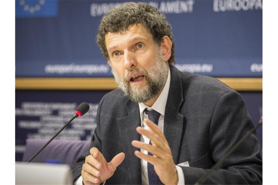 Auch der türkische Intellektuelle Osman Kavala wurde freigesprochen. Foto: Wiktor Dabkowski/dpa