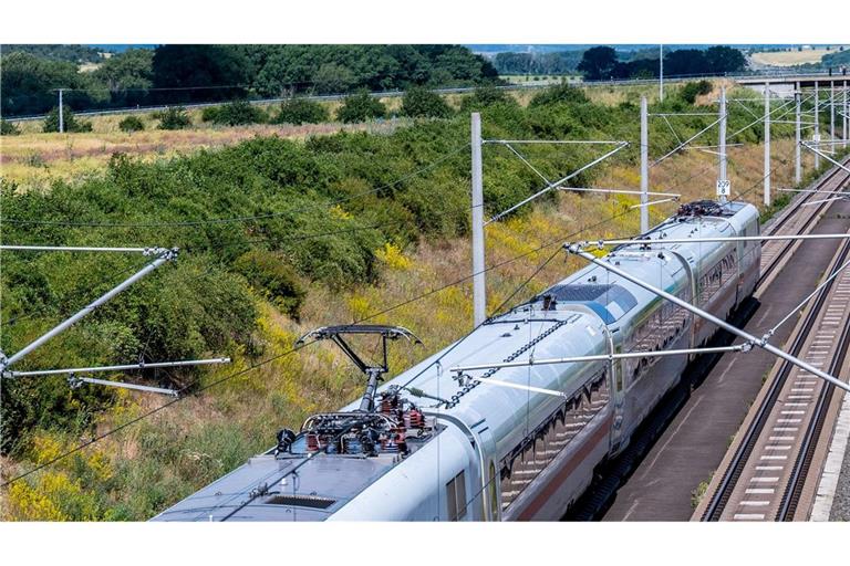 Auch die Deutsche Bahn testet den Siemens-Hochgeschwindigkeitszug  Velaro Novo. (Archiv)
