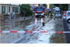 Auch die Feuerwehr war aufgrund der Wassermassen in Gemmingen im Einsatz. (Symbolbild)