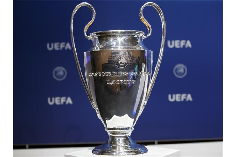 Auch die K.o.-Phase der Champions League beginnt. Foto: Salvatore Di Nolfi/KEYSTONE/dpa