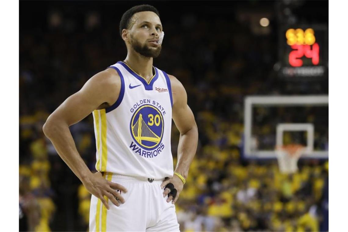 Toronto gewinnt Spiel drei gegen Golden State Auch eine Gala mit 47 Zählern von Stephen Curry konnte die Niederlage der Golden State Warriors nicht verhindern. Foto: Ben Margot/AP